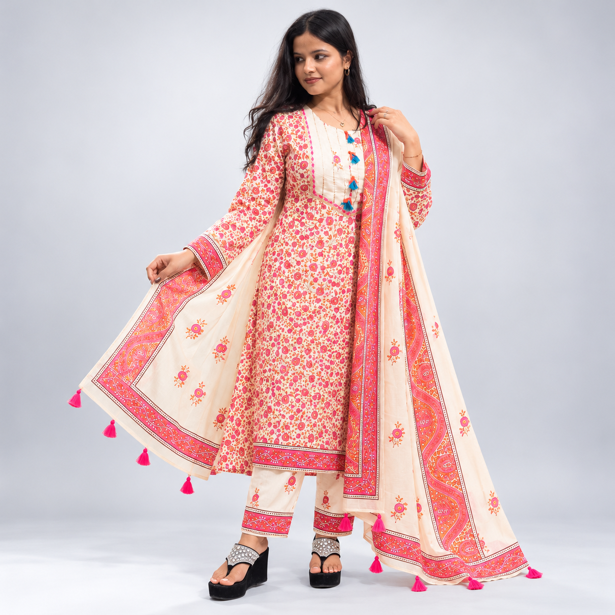 Elegant Cream & Pink Floral Printed 3-Piece Salwar Kameez Set for Women
